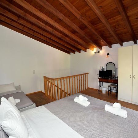 Olive Press Hotel & Apartments Mithimna Luaran gambar