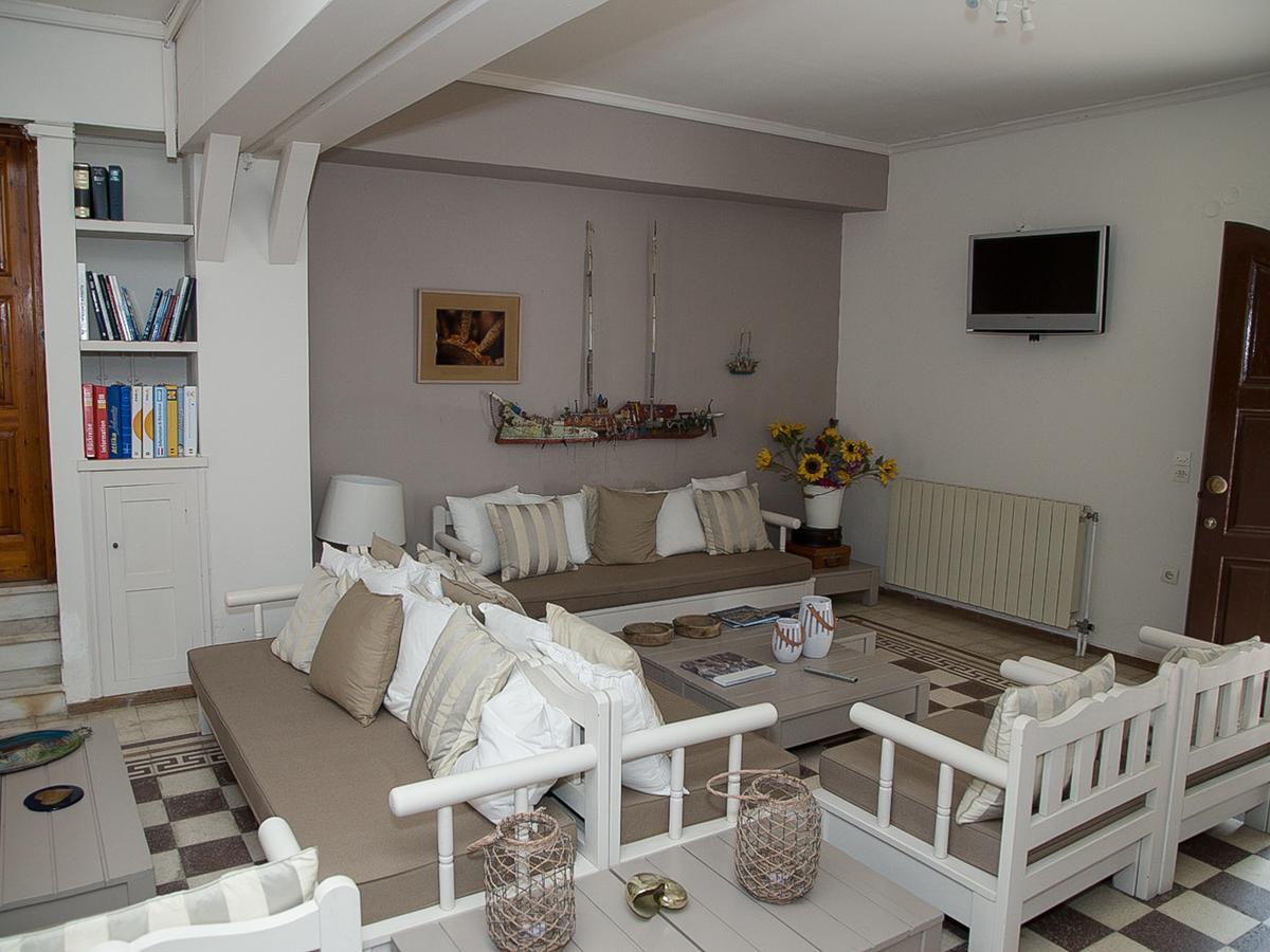 Olive Press Hotel & Apartments Mithimna Luaran gambar
