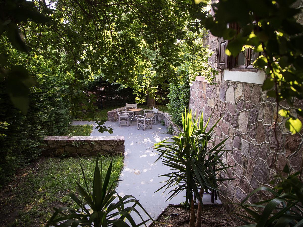 Olive Press Hotel & Apartments Mithimna Luaran gambar