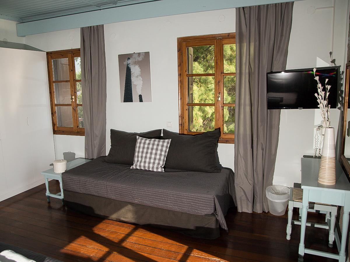 Olive Press Hotel & Apartments Mithimna Luaran gambar